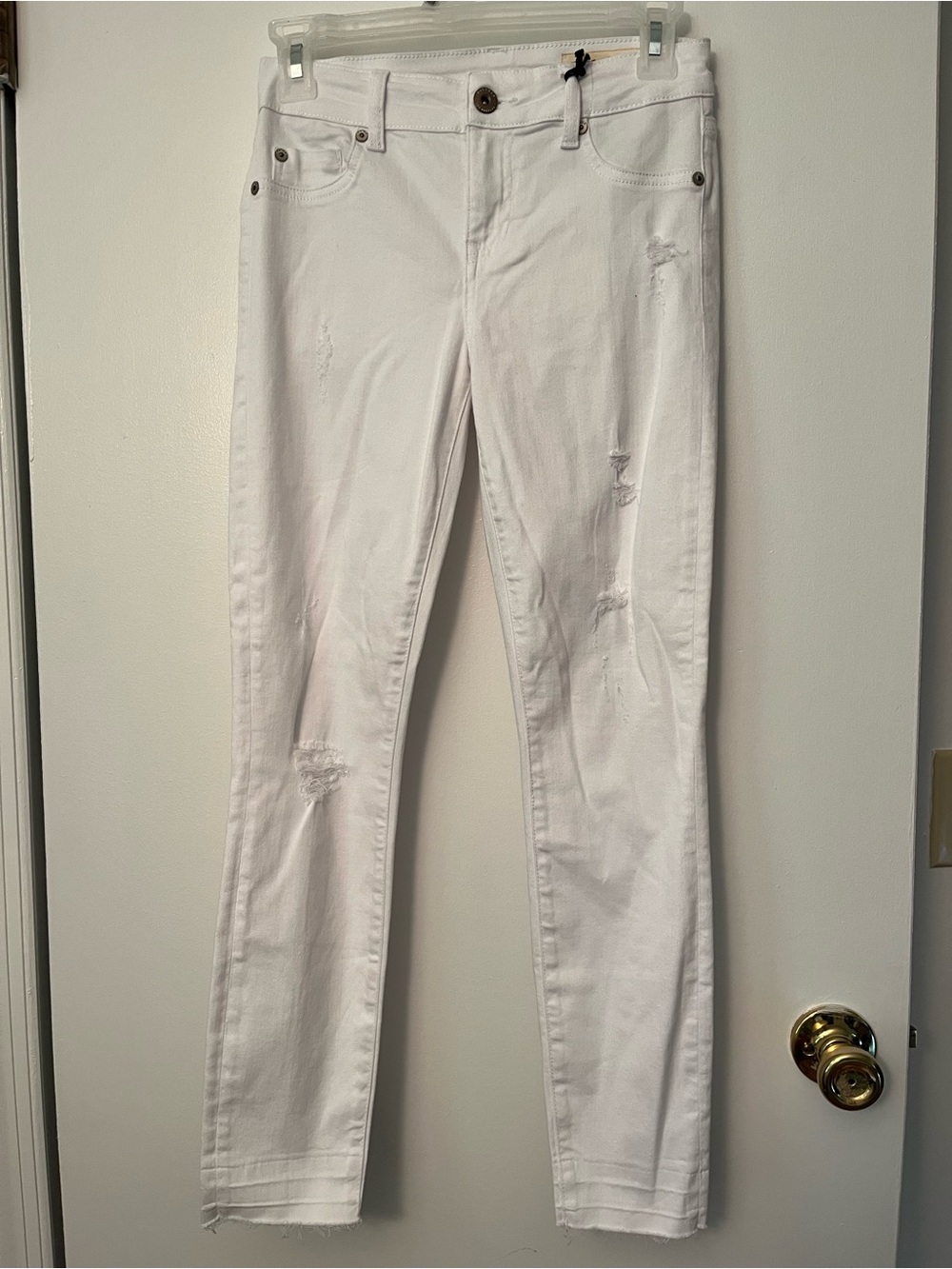 NWT Pistola White Distressed Stretchy Skinny Jeans Sz 25